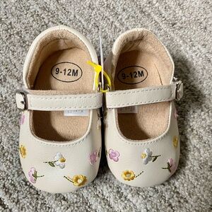 Baby Girls Floral Mary Jane Shoes – Cream with Pink & Yellow Embroidery